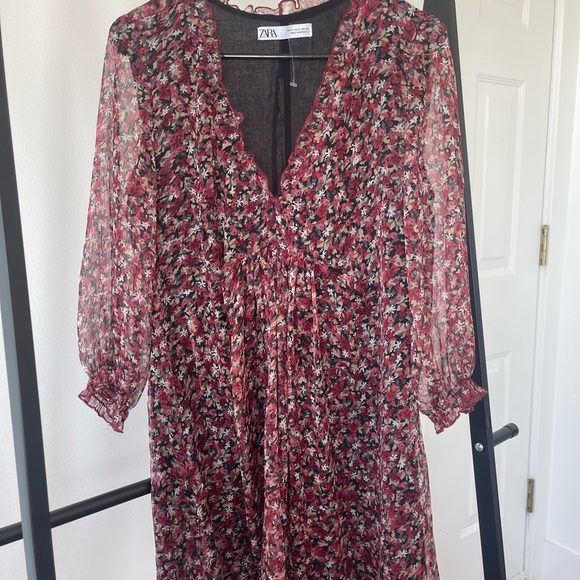 Floral Zara Dress - Picture 2 of 2